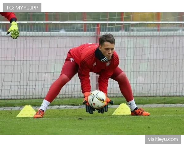 故意回传门将规则解析：什么时候门将不能用脚控球？